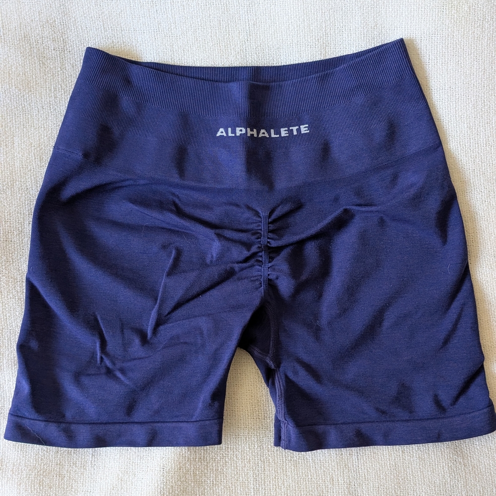 Alphalete Amplify Short M
